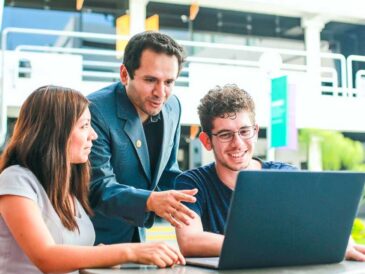 BlueSpace: El futuro de la educación híbrida