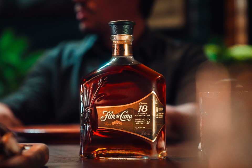 Celebra el Día del Ron con Flor de Caña