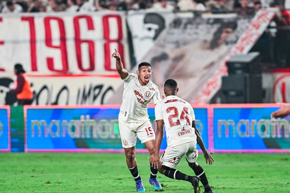 Clásico Universitario vs Alianza en Movistar TV