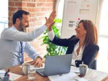 Comunicar bien también es liderar: 8 hacks para manejar el cambio con éxito