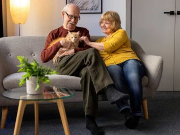 Día del Adulto Mayor: ¿Cómo garantizar la seguridad de un adulto mayor en el hogar?