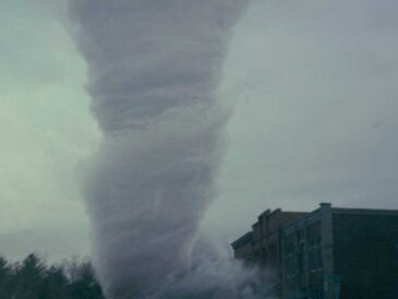 EL GRAN CICLÓN: La tormenta llega este agosto