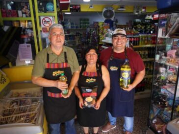 Historias de bodegueros que levantan el Perú