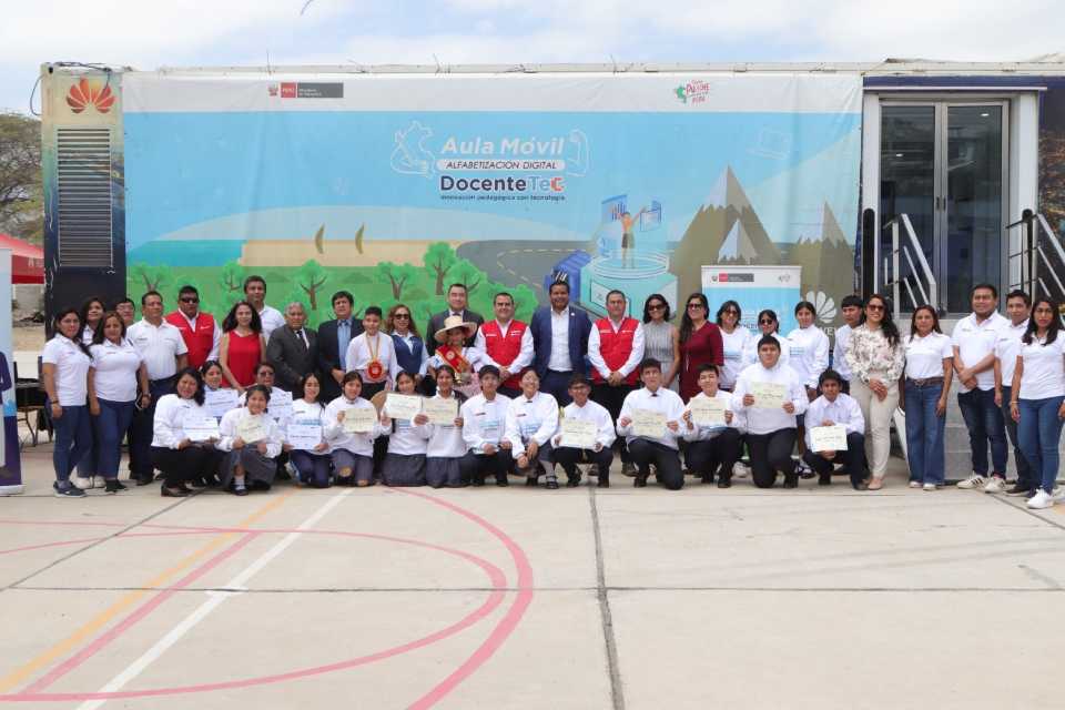 Huawei y MINEDU: Éxito en Alfabetización Digital