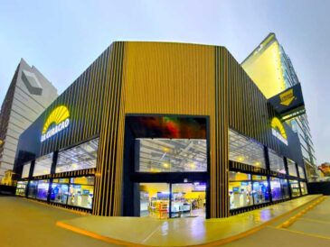 La Curacao reinaugura su Centro de Experiencia