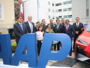 Policía gana vehículo de la AAP