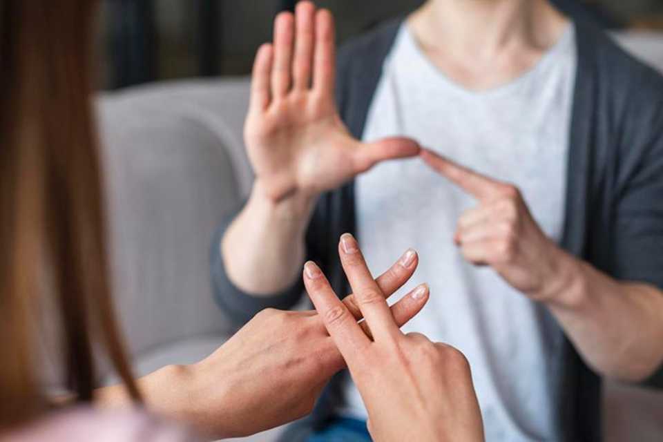 Talleres de Lengua de Señas Peruana