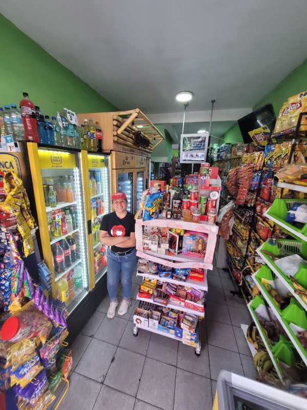 Historias de bodegueros que levantan el Perú