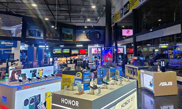 La Curacao reinaugura su Centro de Experiencia