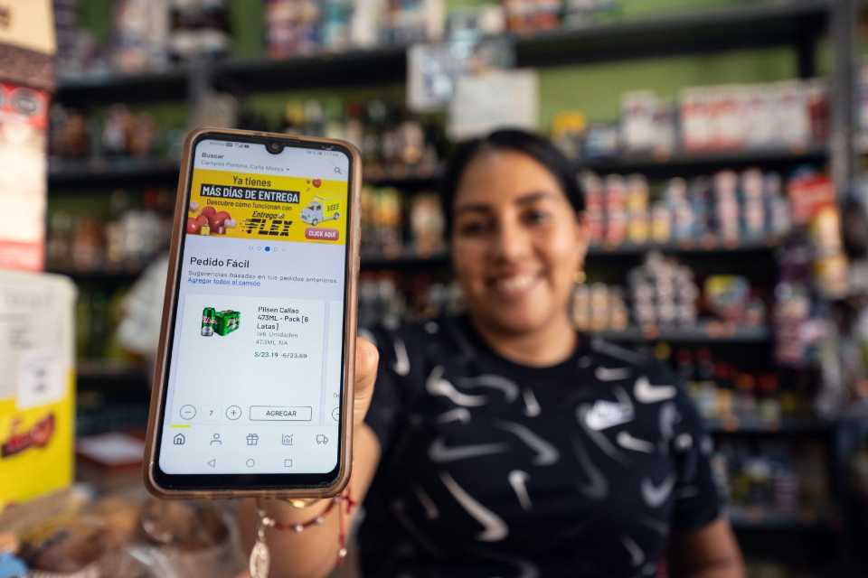 Backus y CAF se unen para impulsar la inclusión financiera