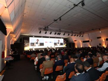 CADE Ejecutivos 2025: Debate sobre la crisis de confianza