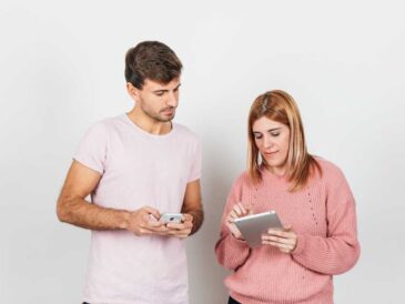 Cómo tu celular te protege de las fake news