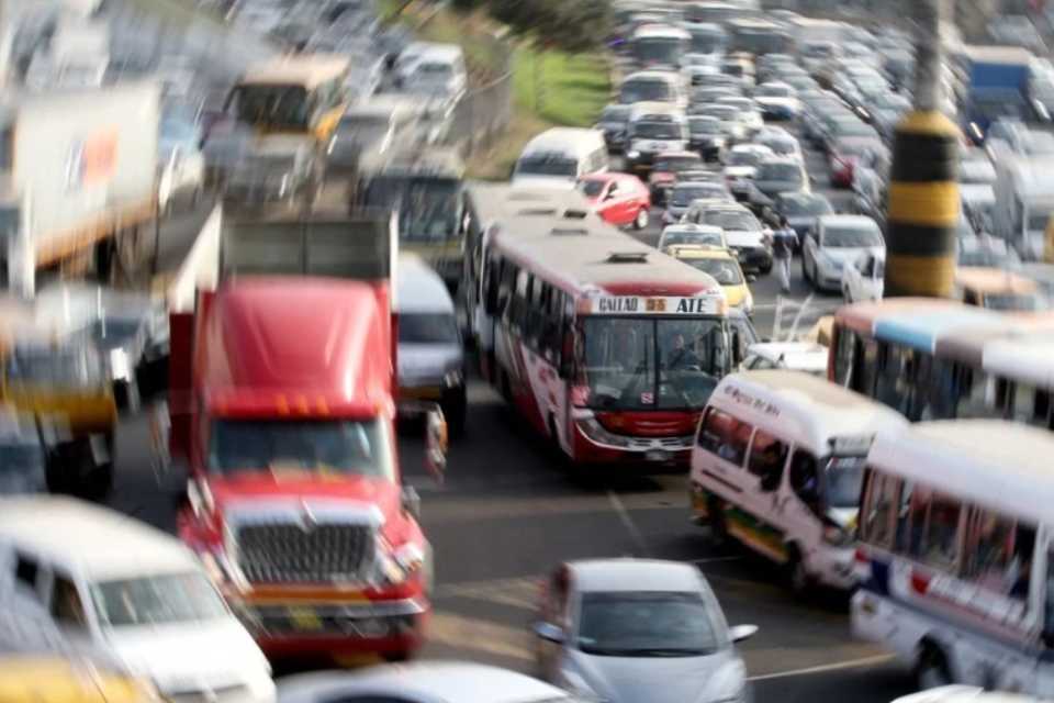 Crisis del Parque Automotor Peruano