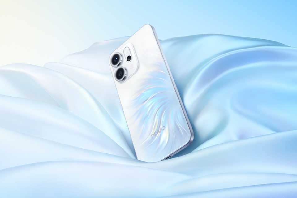 Debes probar el telefoto 3.5x del OPPO Reno 14