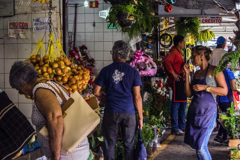 Importar con éxito desde el primer pedido: guía clave para emprendedores