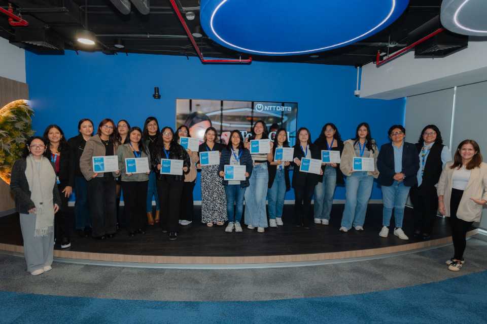 NTT DATA potencia el desarrollo profesional femenino en tecnología