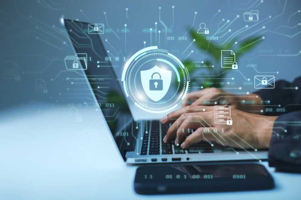 Seguridad industrial: ¿cómo proteger a los sectores críticos?