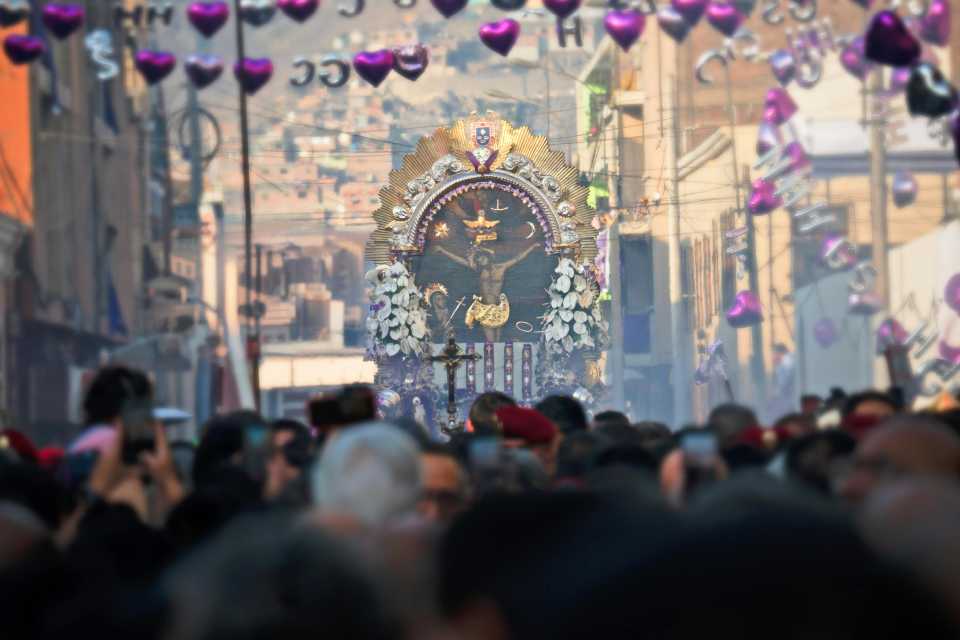 Cinco tips para asistir a la procesión del Señor de los Milagros