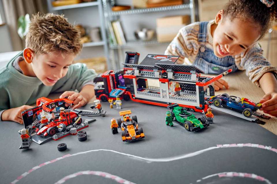 Crea tu propio mundo de carreras de Fórmula 1