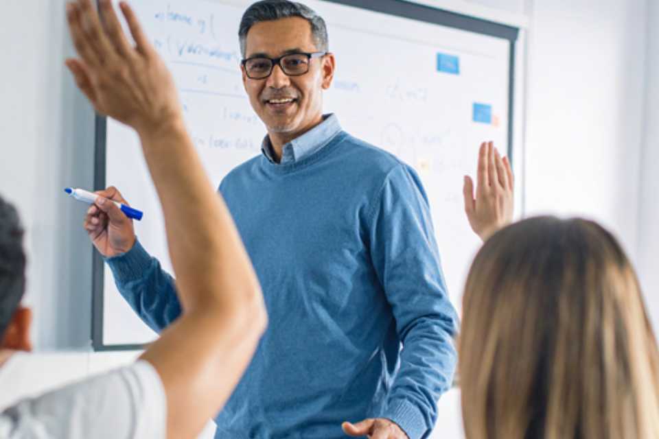 De la teoría a la práctica: tres claves para diseñar una clase efectiva