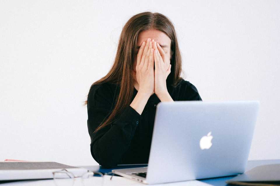 Desempleo femenino: el espejo de una sociedad que debe transformarse