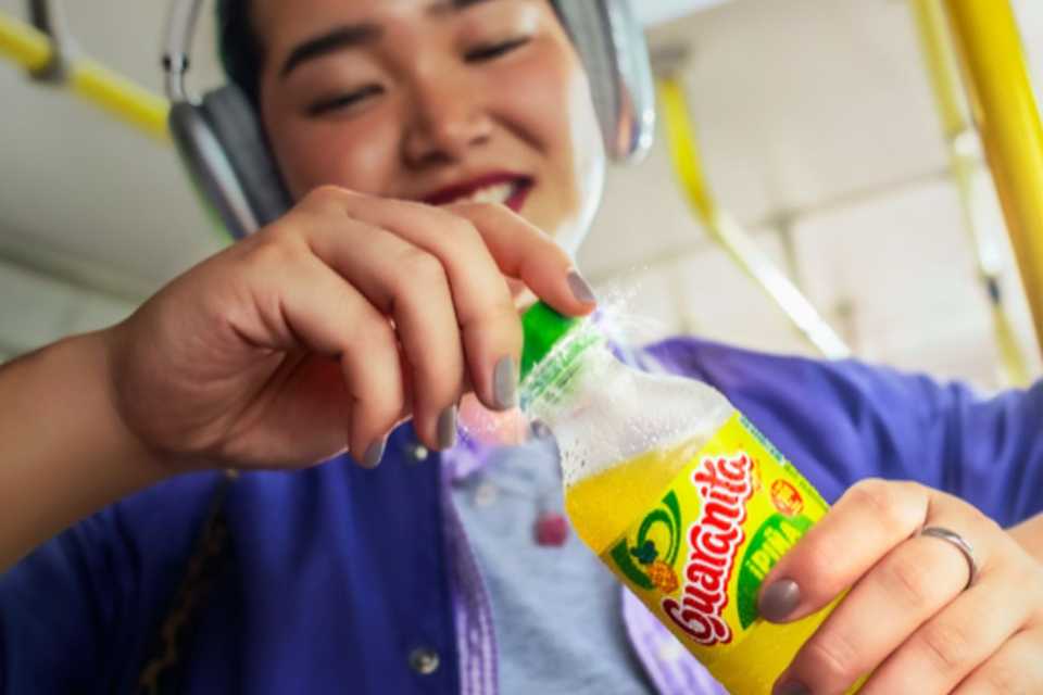 Guaraná Backus presenta su nuevo sabor Piña