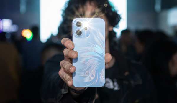 Usuarios deciden compra en función de la IA, según OPPO