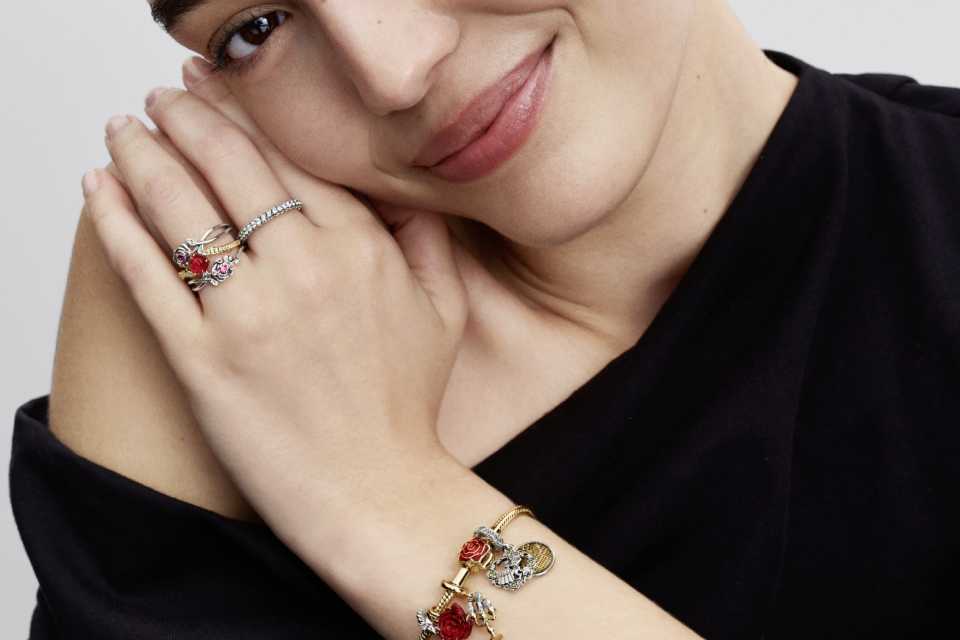 Pandora reimagina el encanto de Disney Princess en una colección para la mujer actual