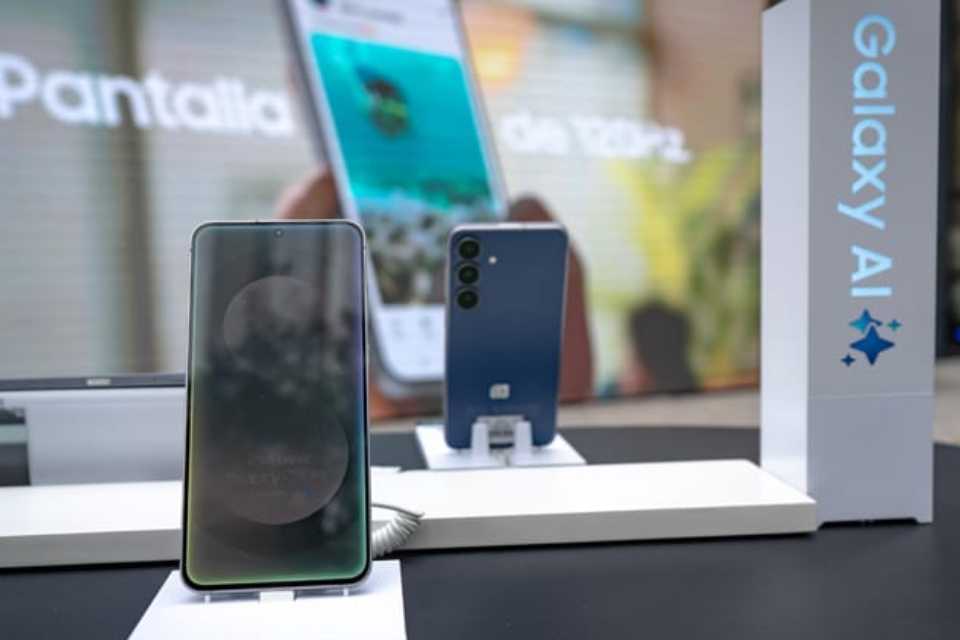 Samsung Galaxy S25 FE llegó a Perú