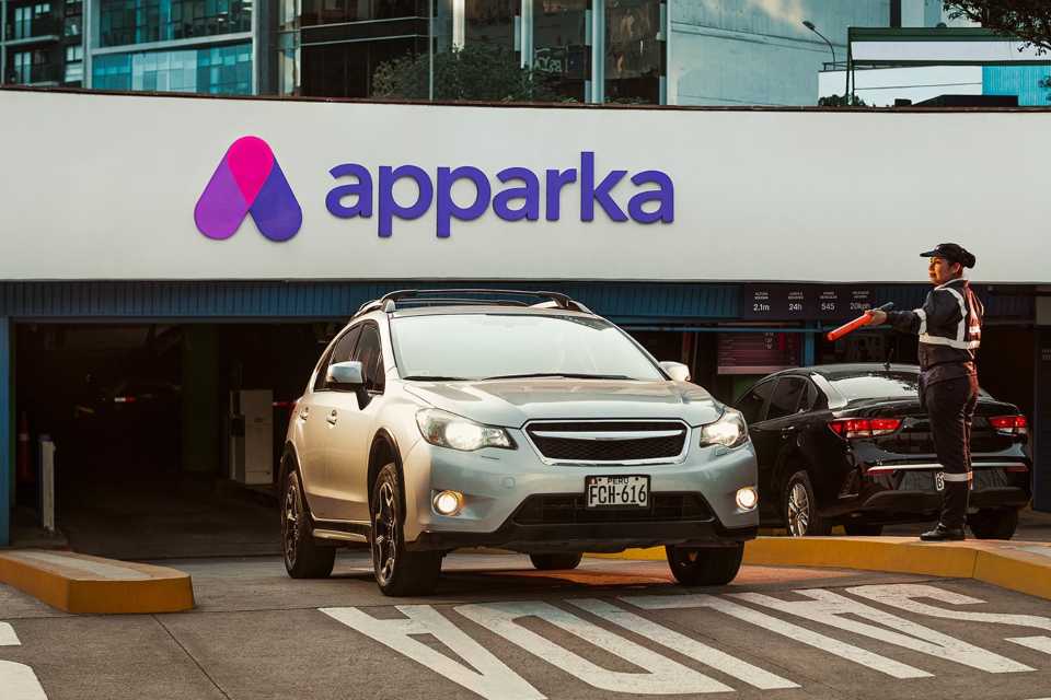 Apparka presenta nueva campaña de marca