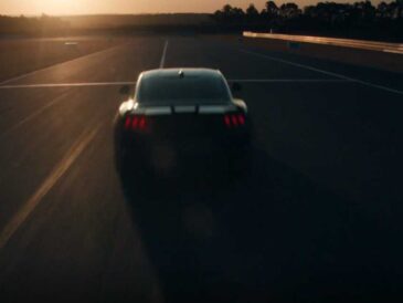 Campaña del Ford Mustang Dark Horse