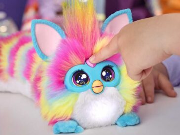 DJ Furby Rainbow: el nuevo amigo interactivo que hace brillar la imaginación