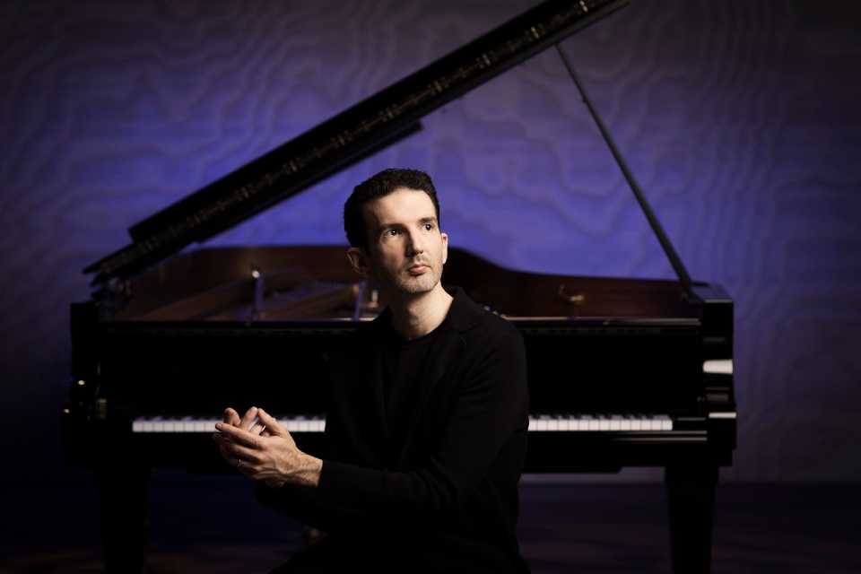 Emmanuel Despax se alista para su debut en el Teatro Municipal