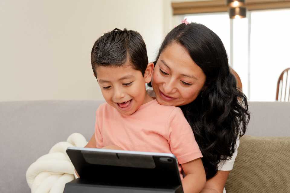 Las claves para educar la mente digital