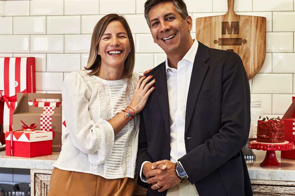 María Almenara se consolida como empresa Frontier