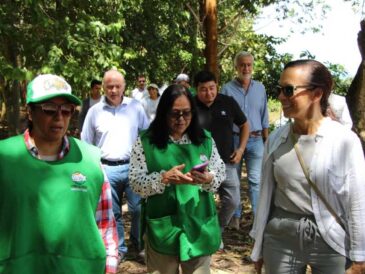 Presidenta de Redeia visita Perú