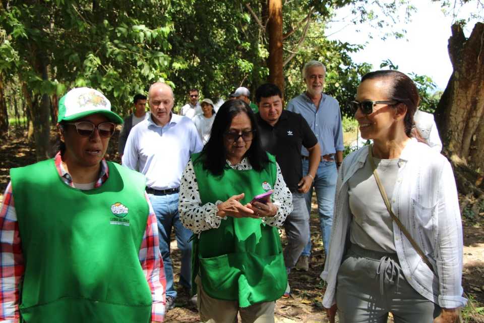 Presidenta de Redeia visita Perú