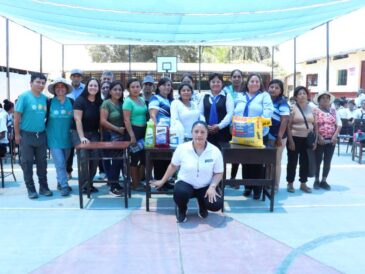 Reducir inasistencia de escolares con baños limpios