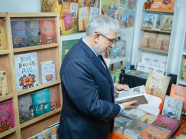 Joyas literarias en la Feria del Libro Ricardo Palma