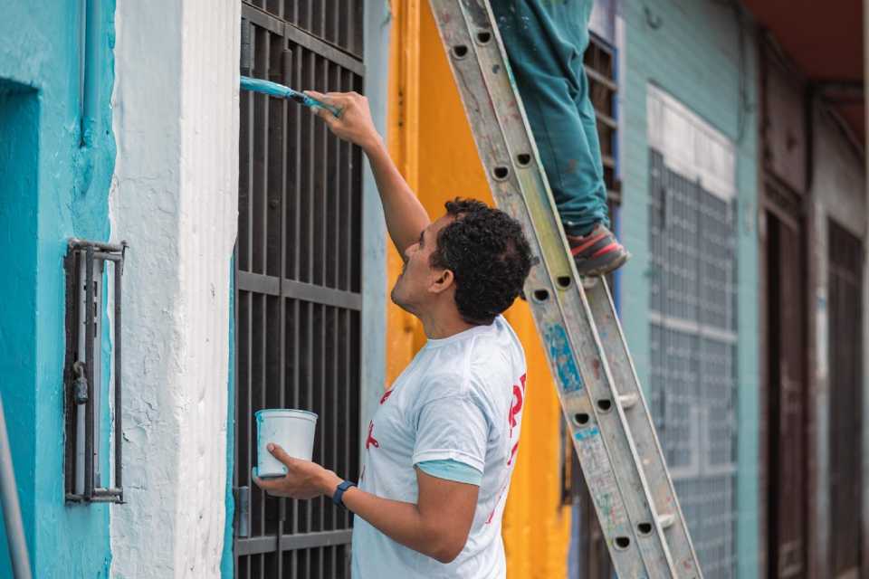 La tradición de pintar tu casa en fin de año