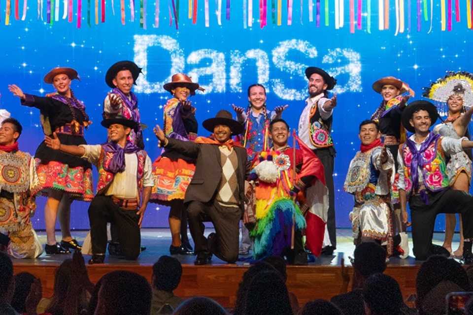 Epson potencia la propuesta visual de DanSa con proyección láser de alta luminosidad