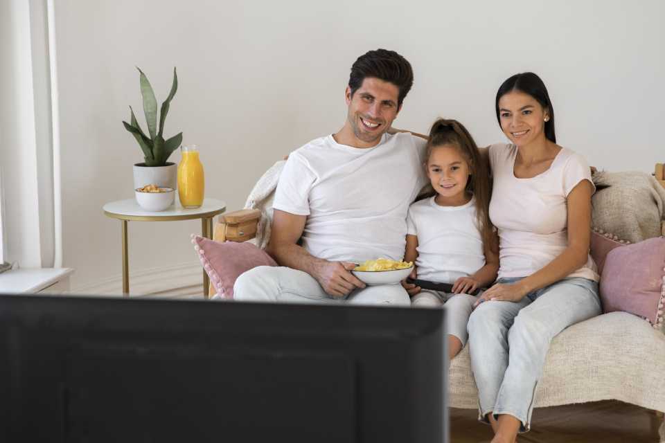 La TV lideró en 2025 y creció uso de estrategias cross‑media