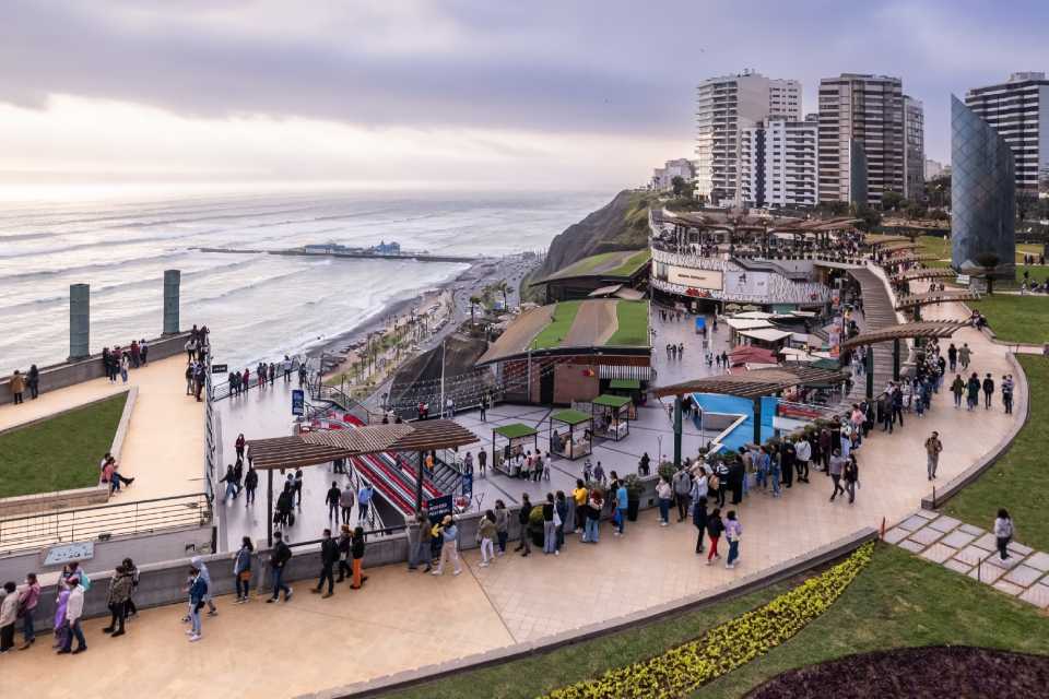 Startup Challenge 2025 Parque Arauco: Centros comerciales en Perú