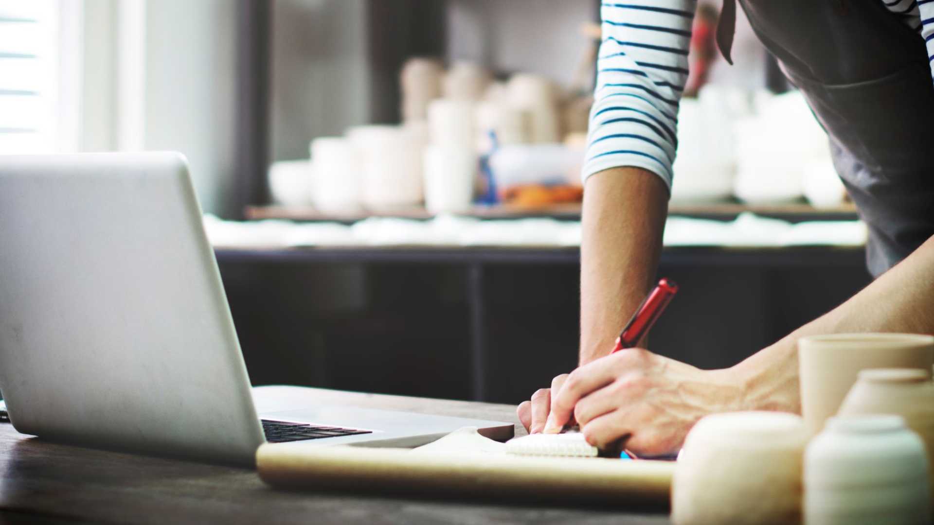 Emprender en 2026: IA y tecnología redefinen el modelo empresarial 