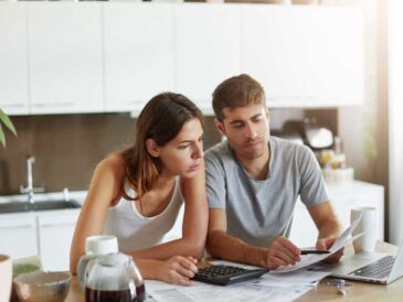 Gestión financiera en pareja: cómo cuidar tu historial con Sentinel