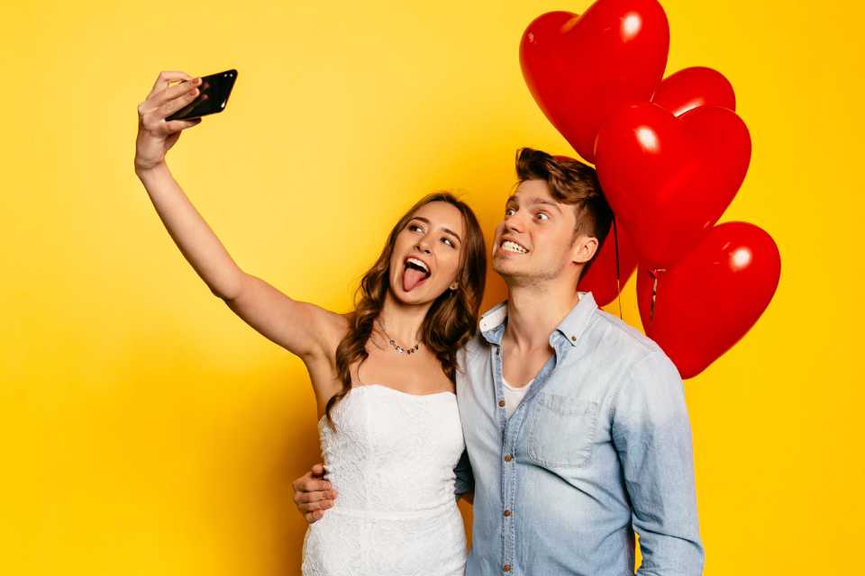 Ideas digitales para celebrar San Valentín 2026 a distancia