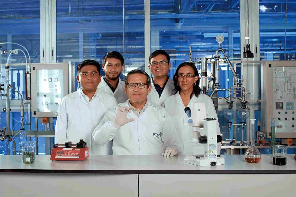 Innovación peruana presenta chip para monitorear metástasis