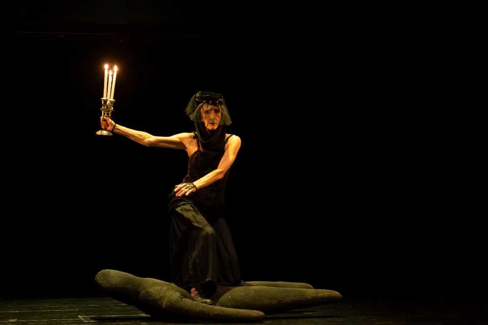 “Volver a mirar”: la nueva propuesta de danza-teatro llega al Teatro La Plaza