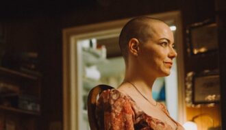 DIRECTV estrena “Bugonia” en PPV en Perú 2026