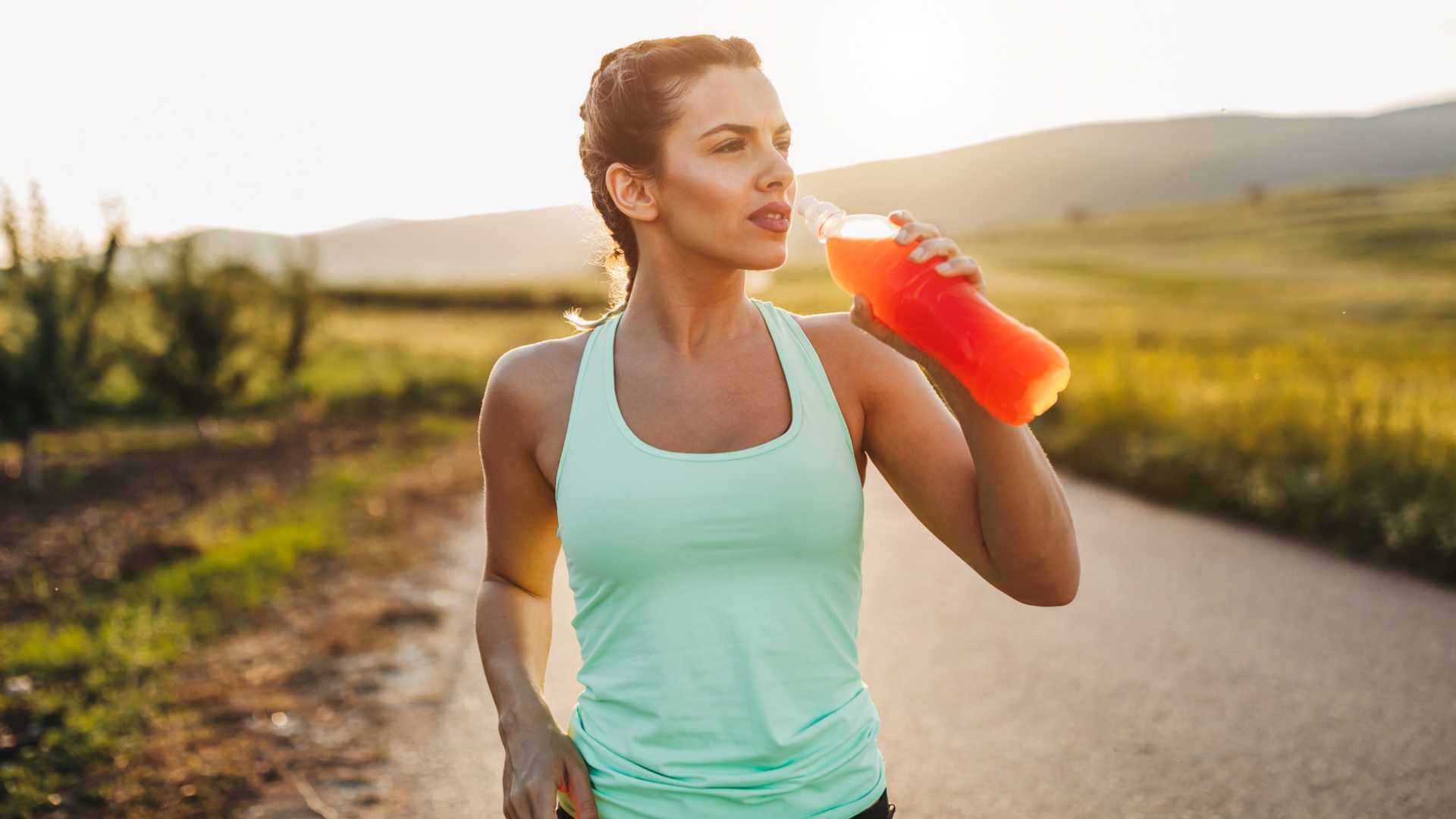 Sueros hidratantes crecen 45% en Perú: tendencia 2026